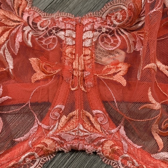 Soma Sensuous Lace Unlined Coral Underwire Bra     size 38G - Picture 2 of 8